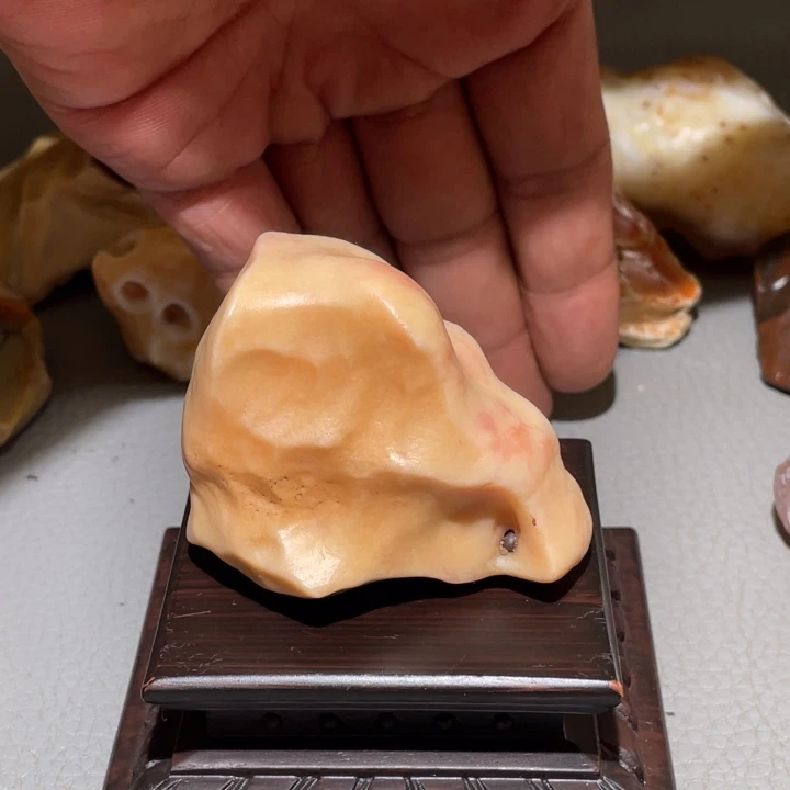 飞***哥石材阿拉善沙漠奇石