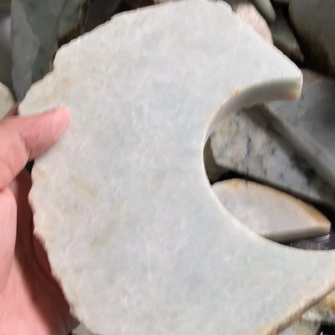 翡翠未镶嵌挂件天然翡翠