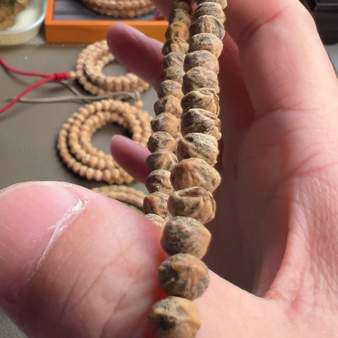柏香籽/百香籽吊坠拉***措