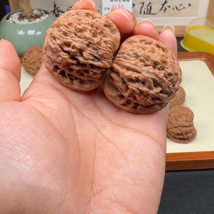 文玩核桃把件全品山西楼38.2
