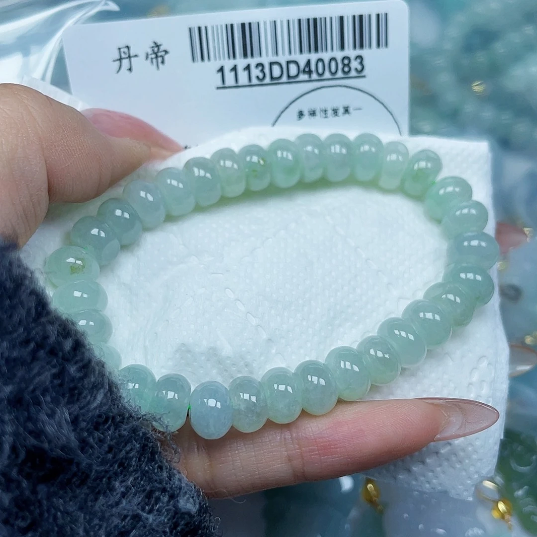 吊坠(不含链)足铂镶嵌翡翠