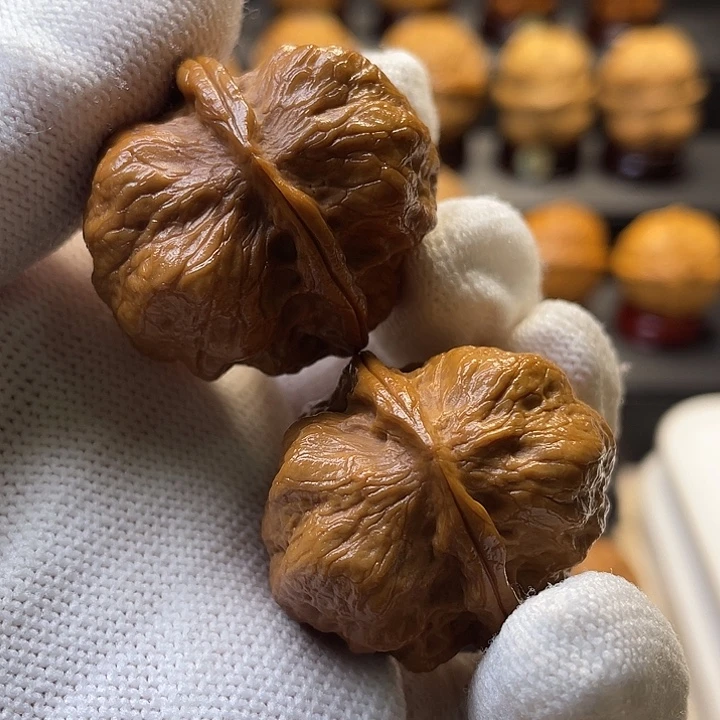 吊坠文玩核桃小玉蟾36尺26Y