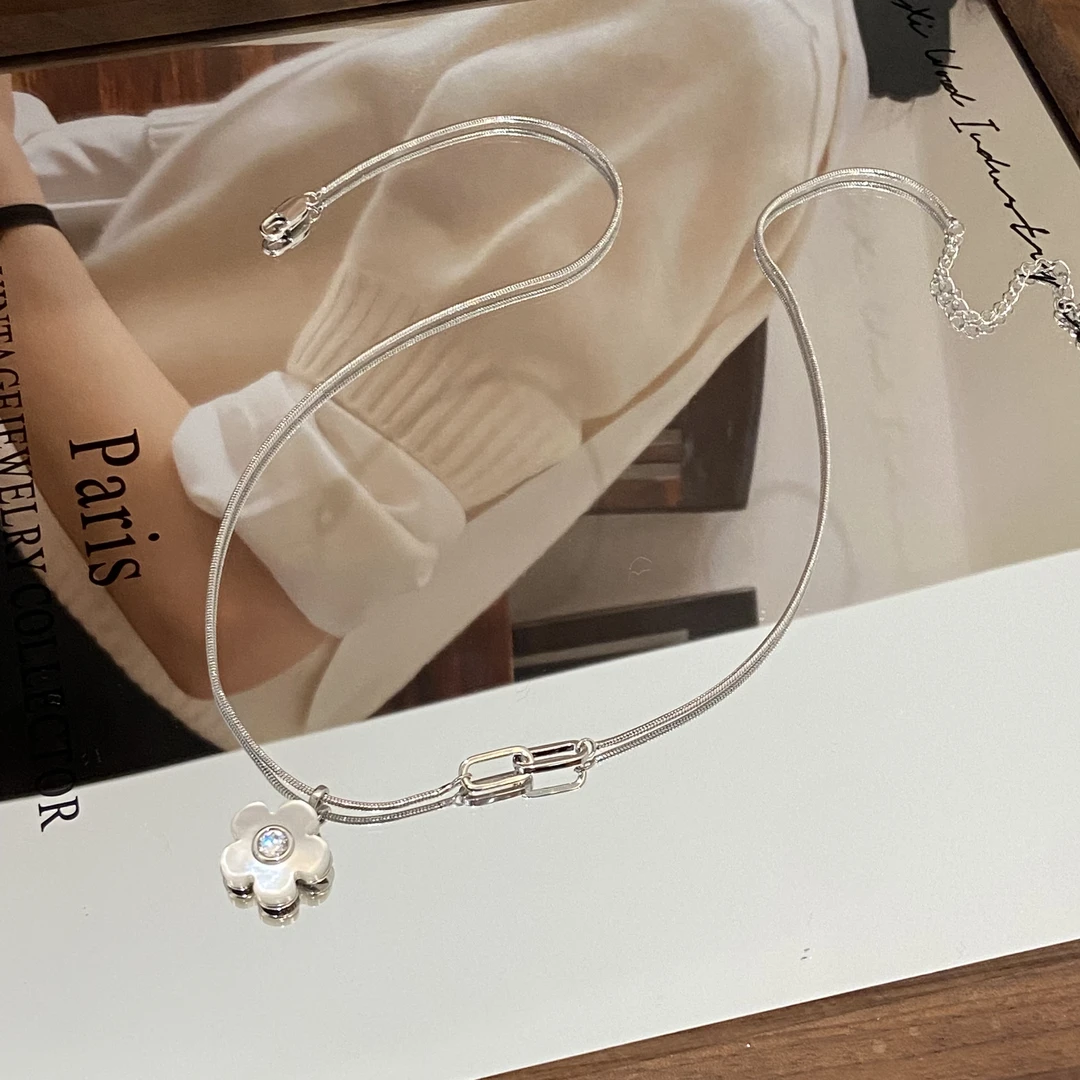 （T）镀K金 贝壳 小圆糖 花花气质拼接项链X8417