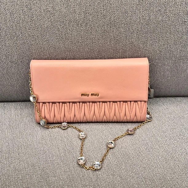 95新 MIU MIU/缪缪 95新 miumiu钱包/jc