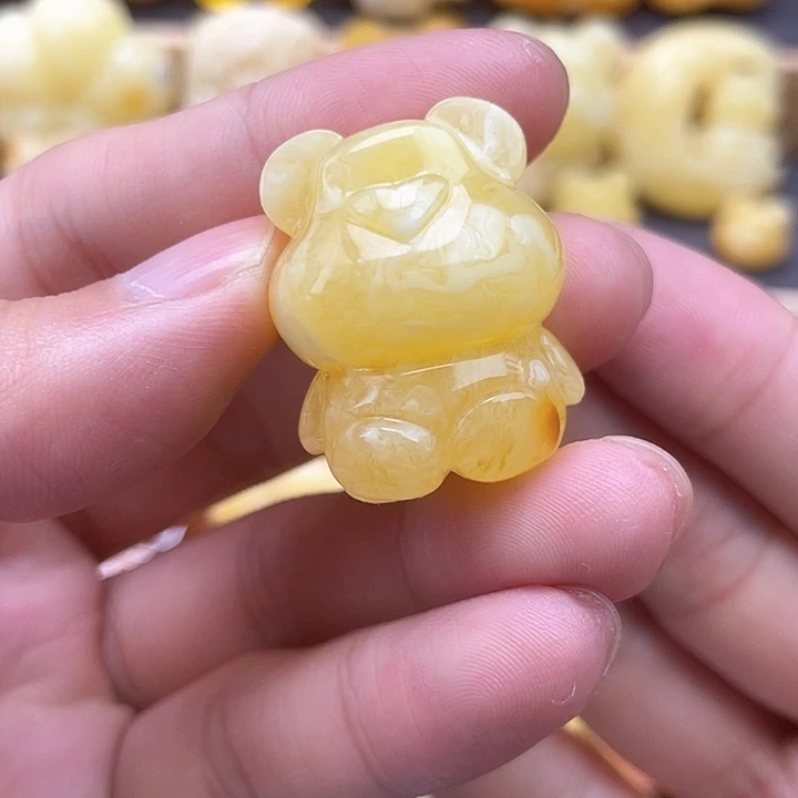 琥珀裸石未镶嵌蜜蜡