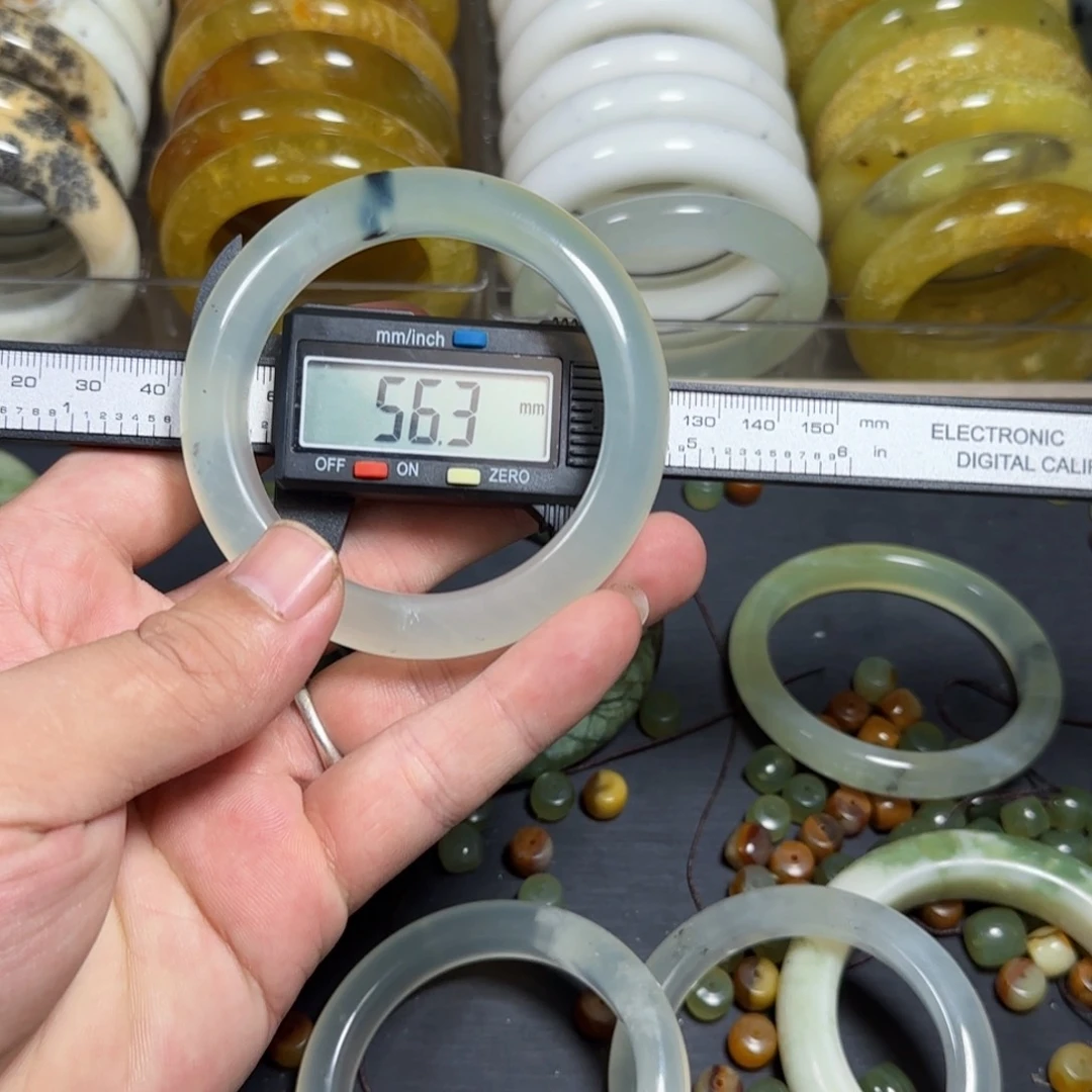 合金蛇纹石玉手镯