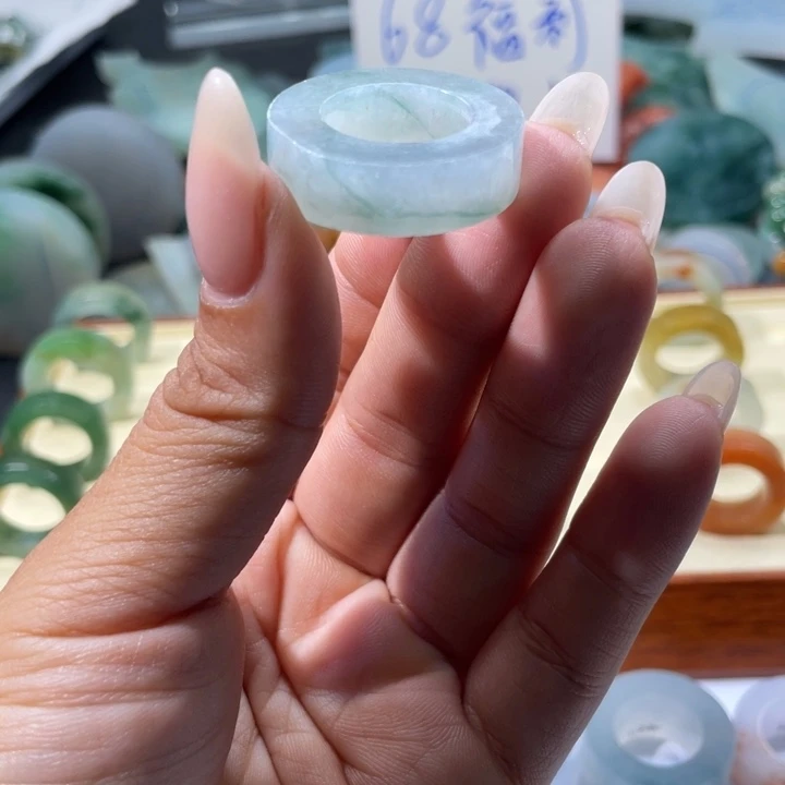 定制翡翠未镶嵌天然翡翠