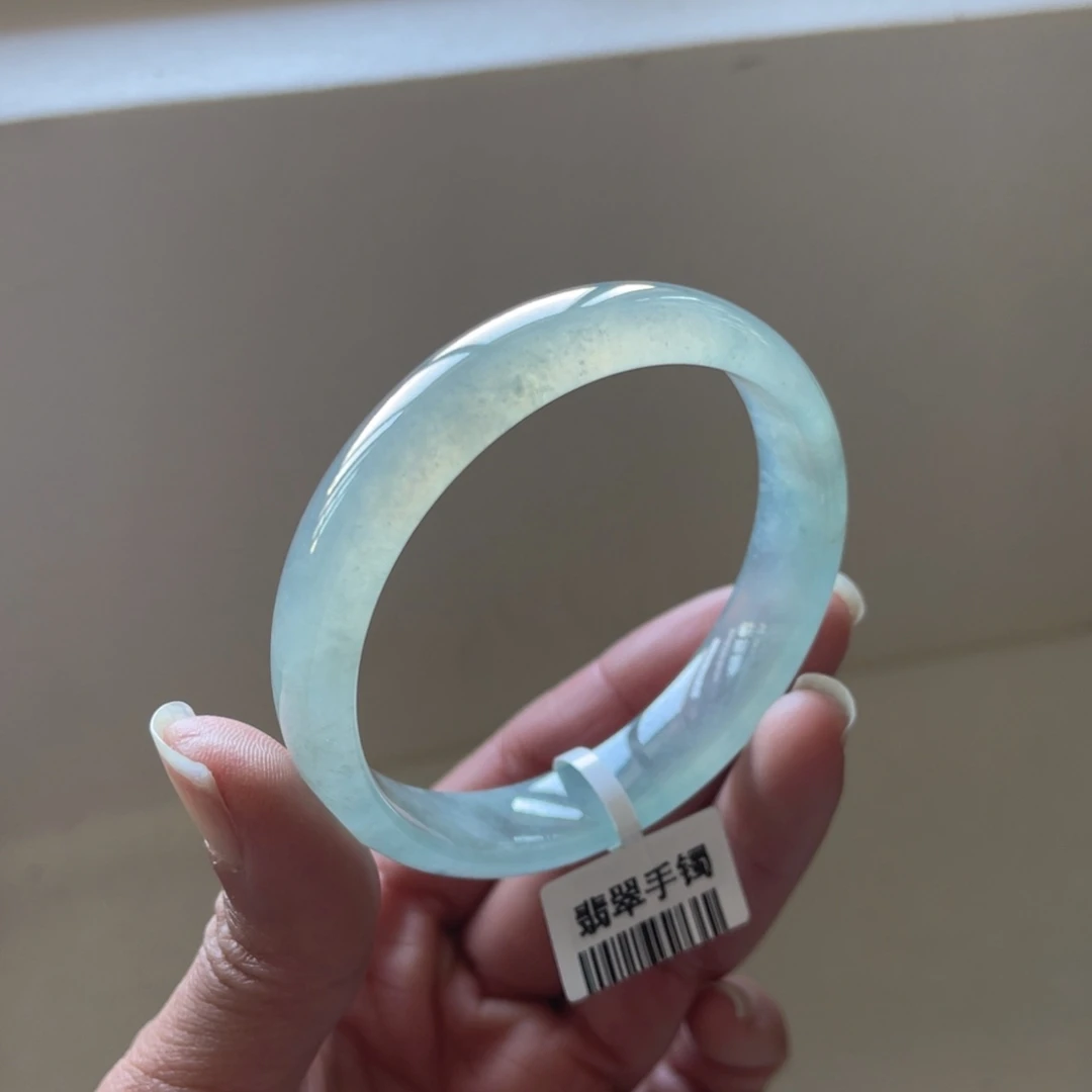 翡翠未镶嵌手镯58圈三天鉴赏期
