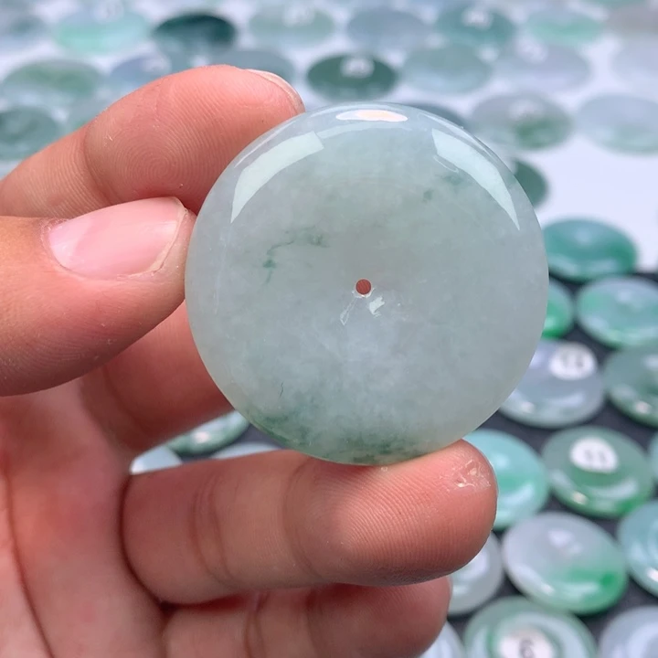 翡翠未镶嵌颈饰缅甸天然A货翡翠40-6.3