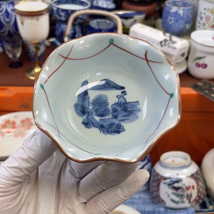 他家瓷器真美…开播了