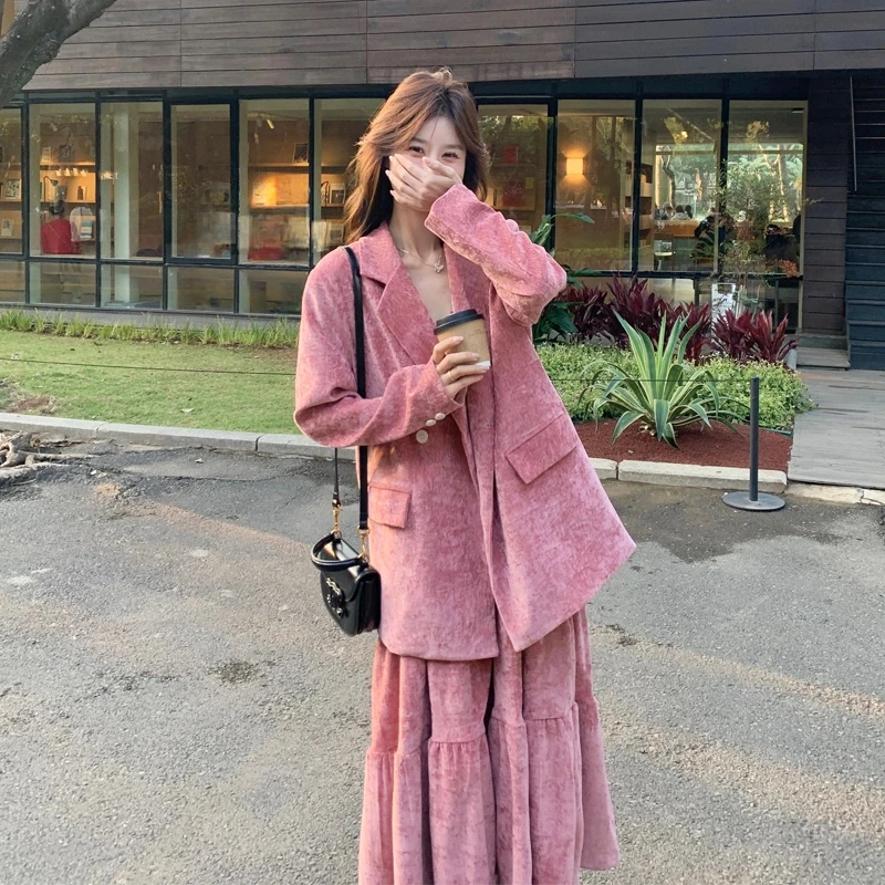 4300可盐可甜西装套装裙女春秋新款复古氛围感海边度假西服吊带裙