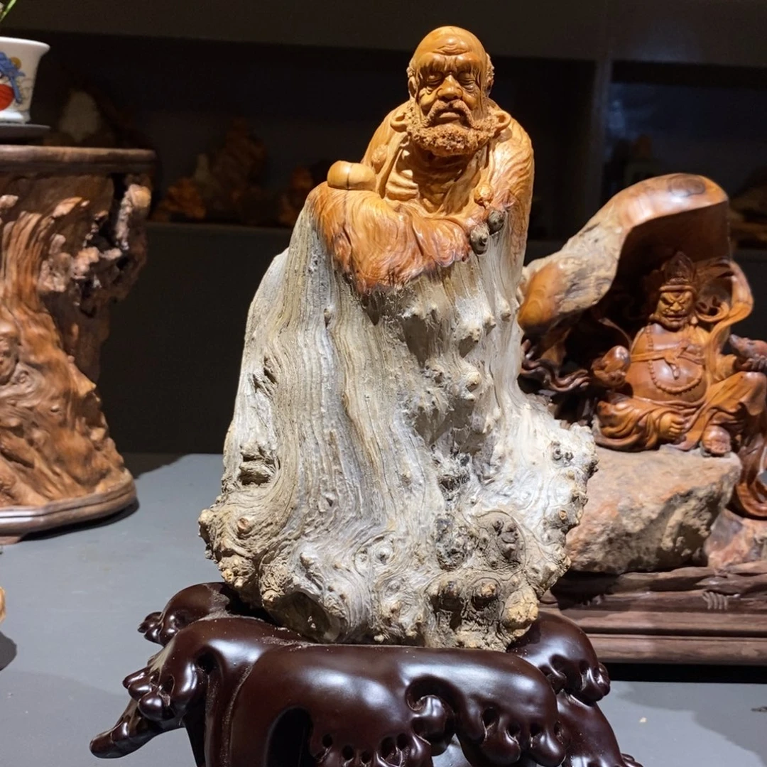 毅***牛柏木（崖柏）坨子留疤达摩白粉