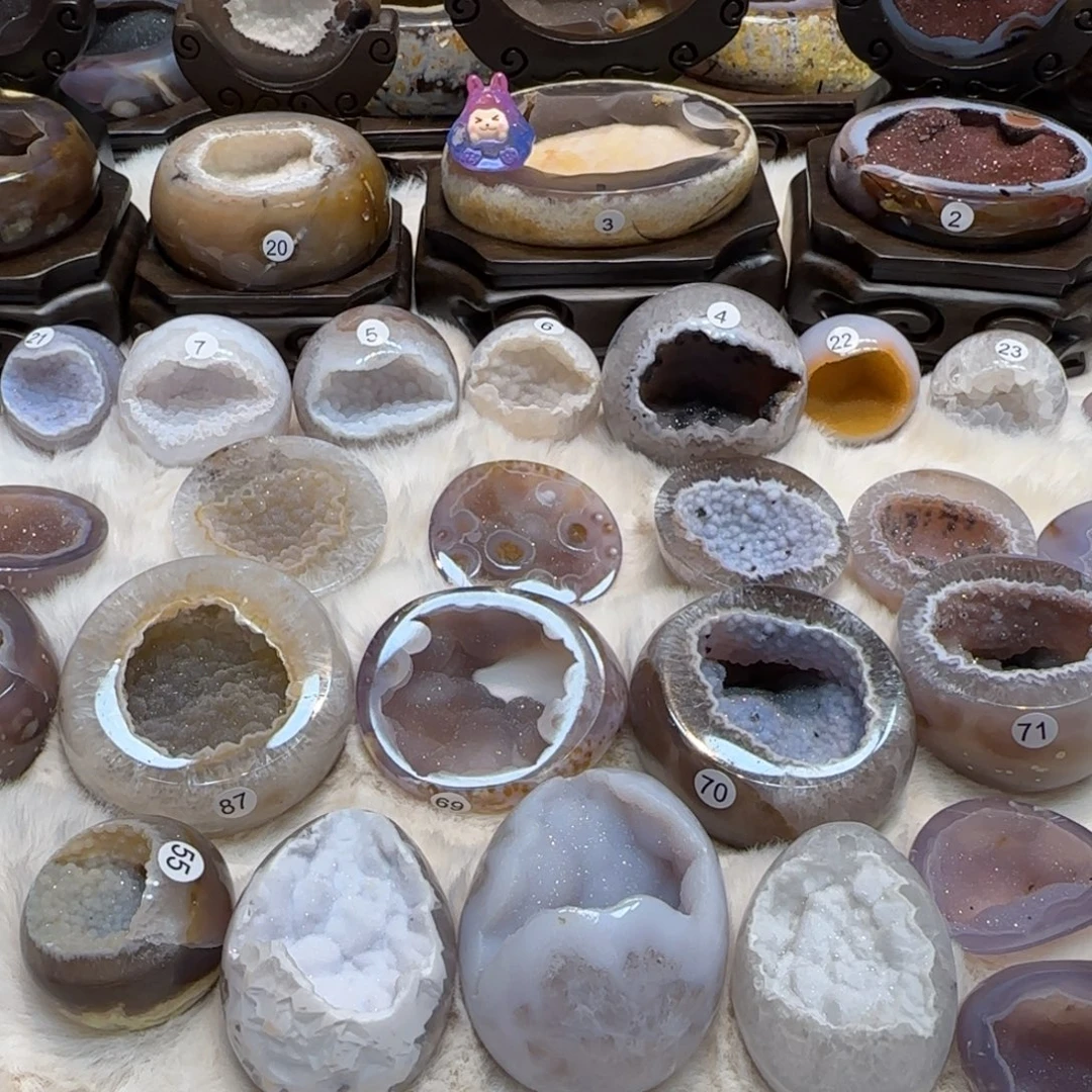 水晶大型摆件（非配饰）未镶嵌