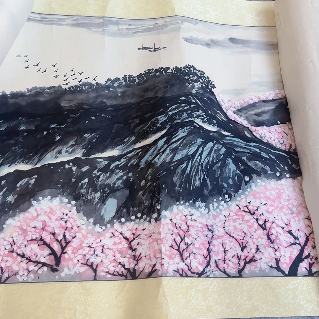 摆件。轴坏，破损，水渍都是正常