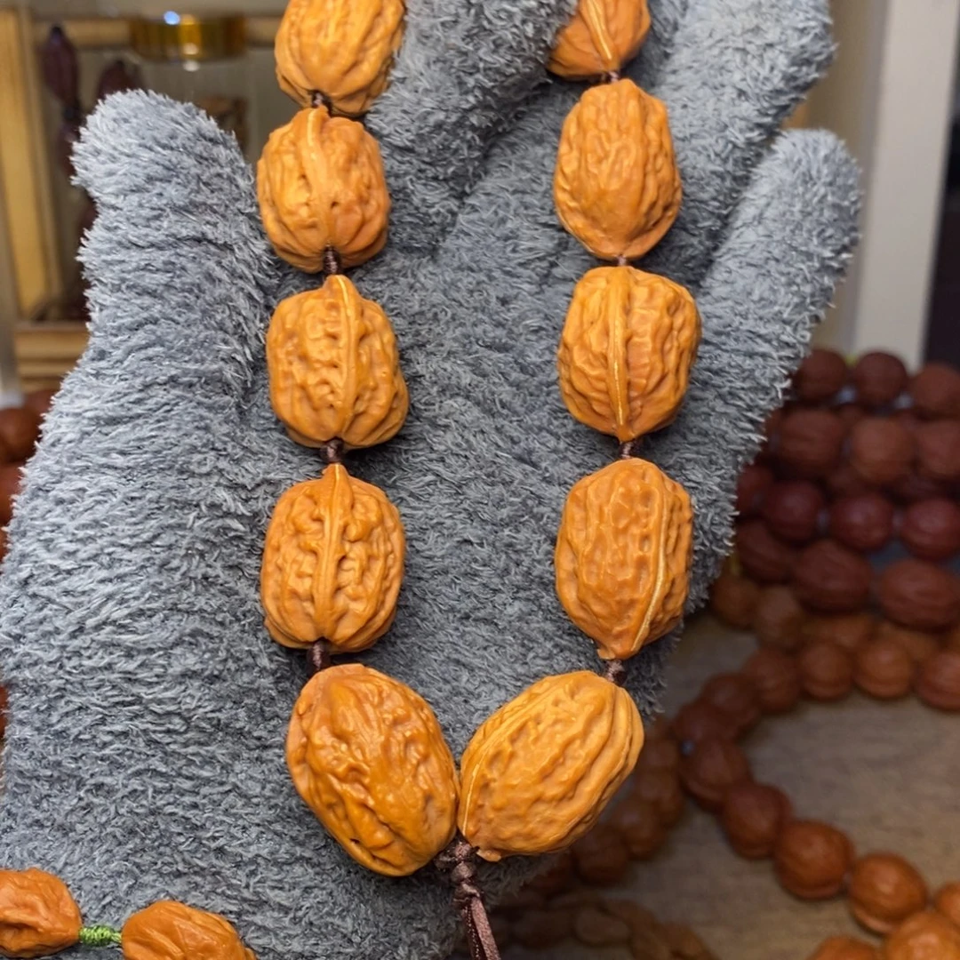 文玩核桃吊坠花生手持