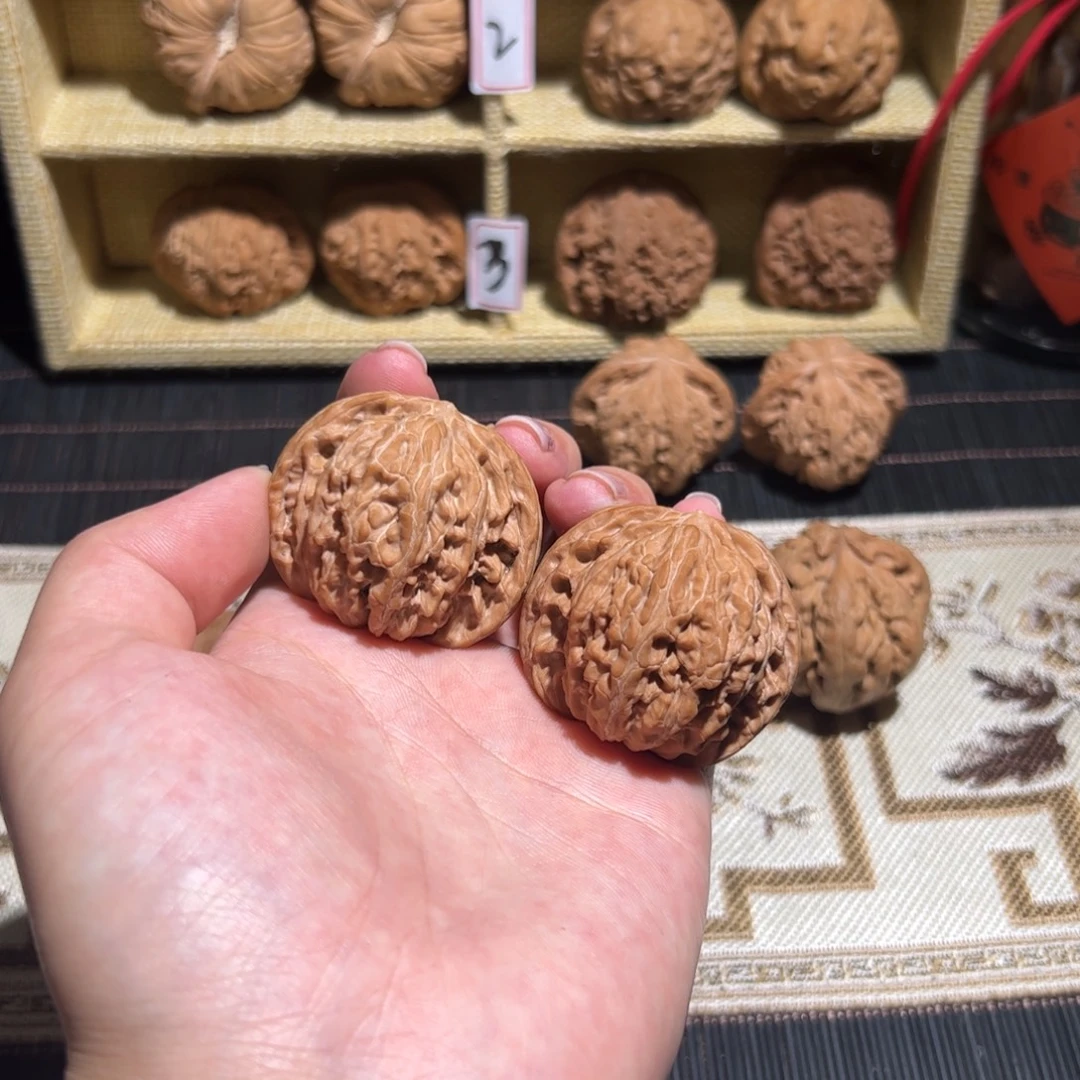 文玩核桃吊坠磨盘/40老树山地无药