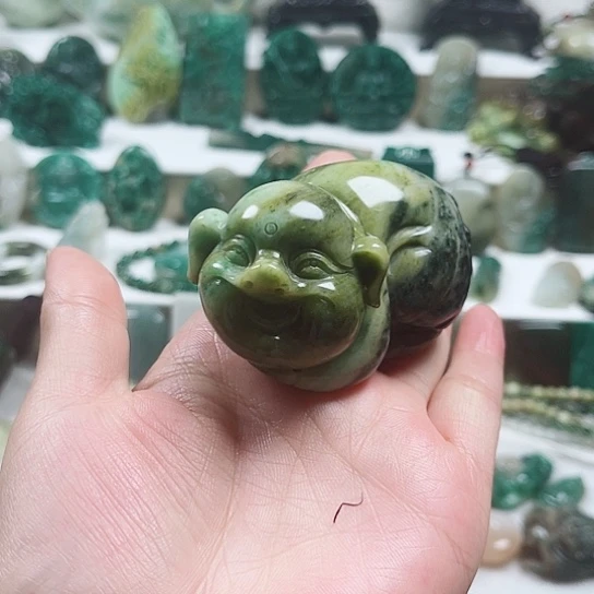 未镶嵌独山玉把件