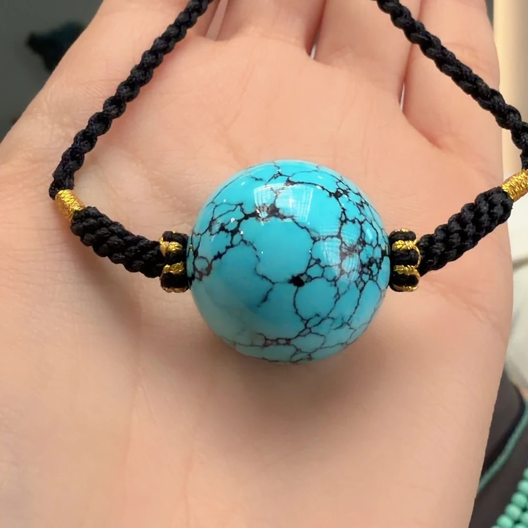 绿松石未镶嵌颈饰