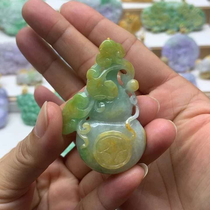 颈饰未镶嵌翡翠开**猫翡翠
