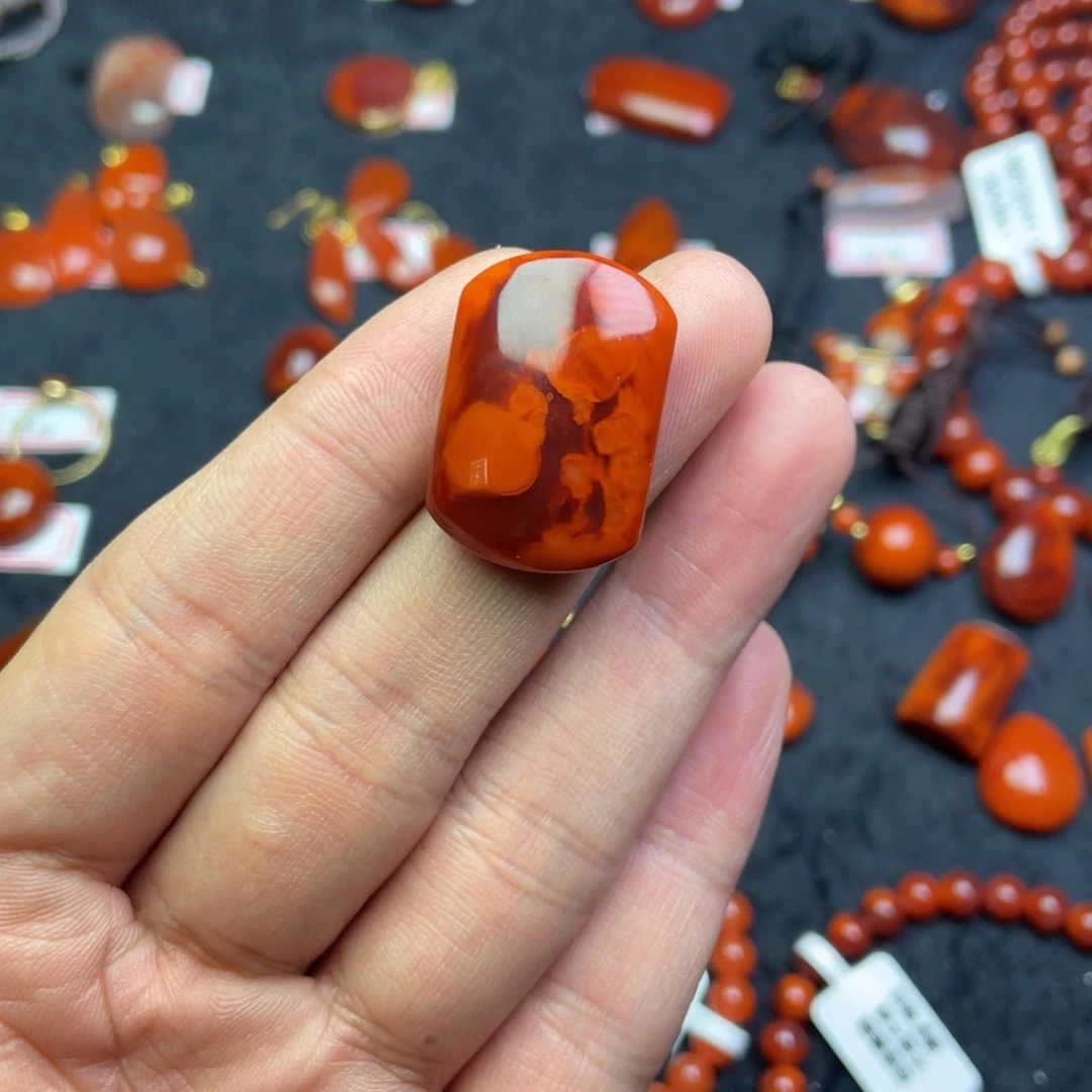 南红玛瑙未镶嵌原矿南红吊坠吊坠