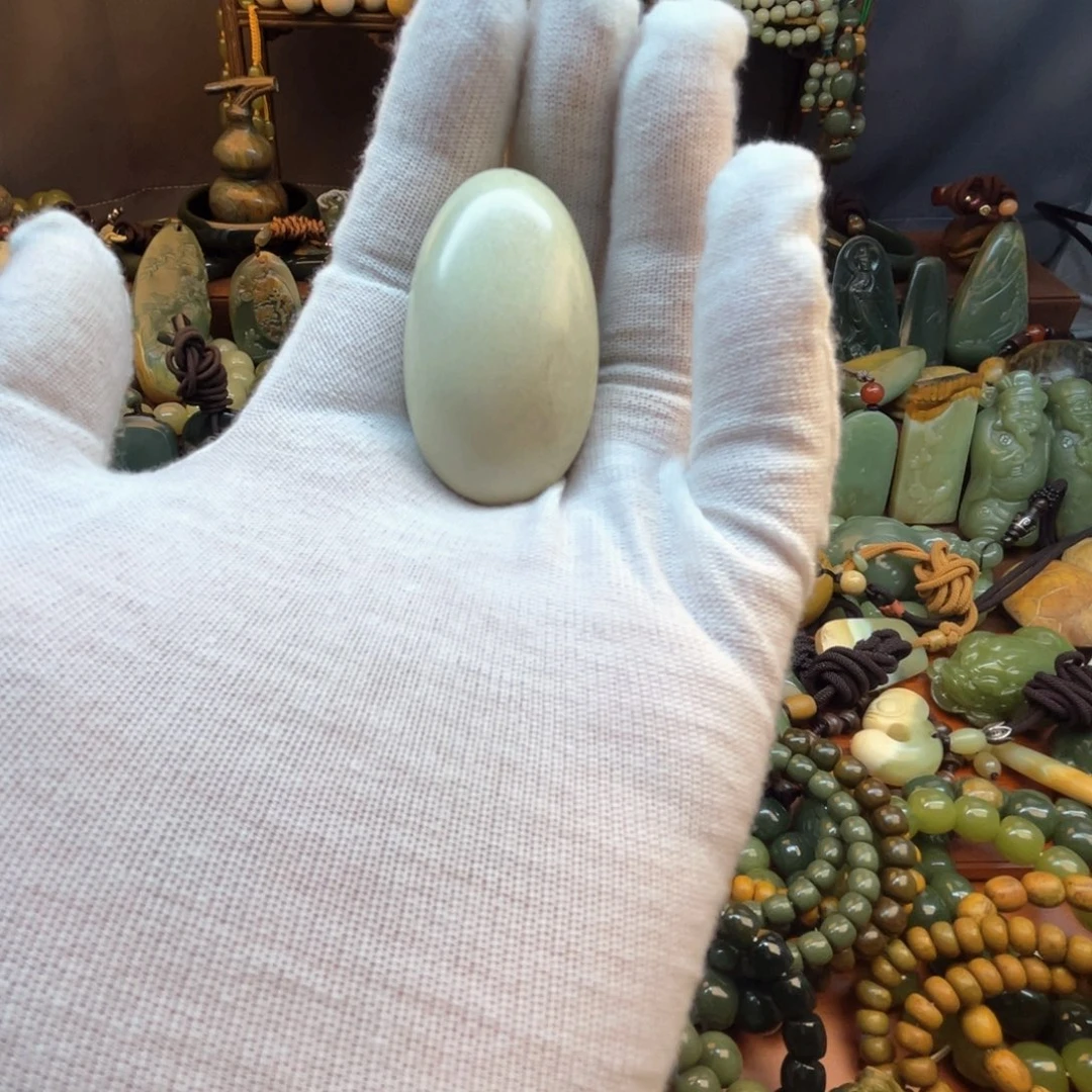 岫岩河磨玉（透闪石质玉）未镶嵌颈饰