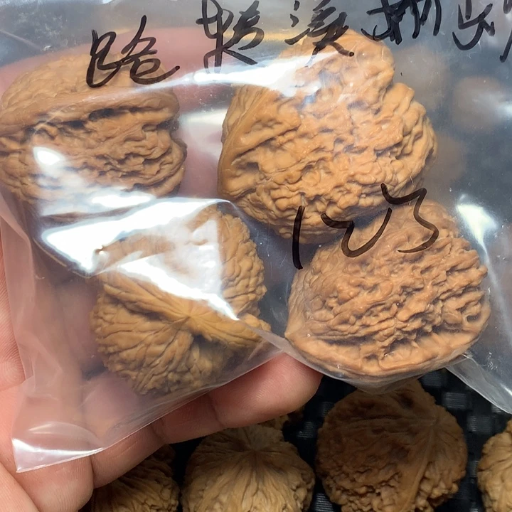 文玩核桃把件路****见