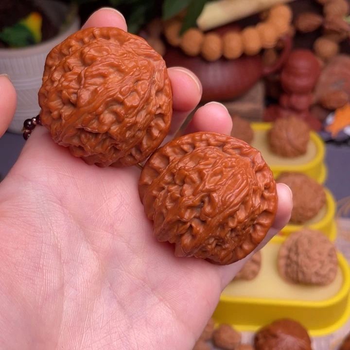 文玩核桃把件三角白41