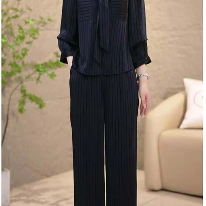 2025新款高级感早秋贵妇装显年轻显瘦两件套套装M-4XL