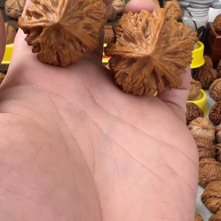 文玩核桃吊坠35玉龙粗筋全品无修