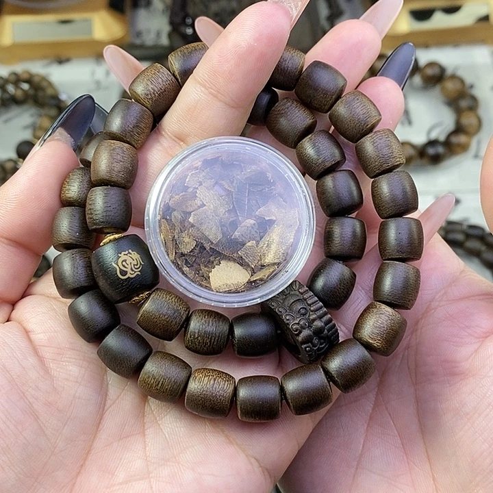 沉香沉香碎屑h****球越南芽庄白棋楠1.0设计款