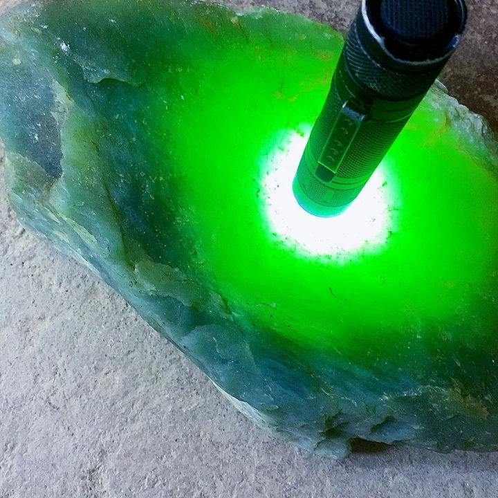 l***s蛇纹石玉未镶嵌原石