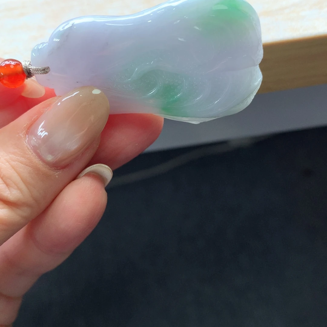 翡翠未镶嵌颈饰吊坠