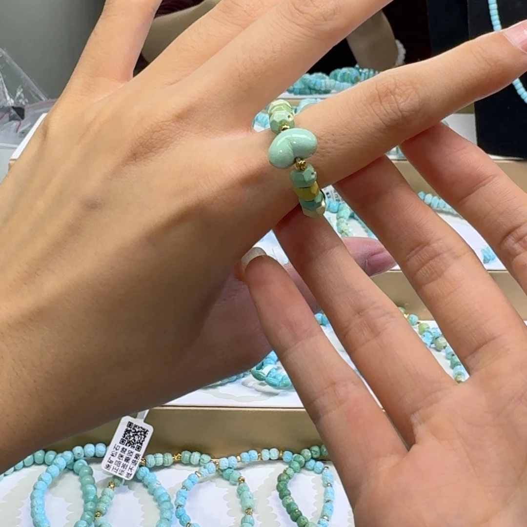 未镶嵌绿松石珠宝奇石