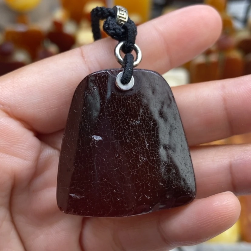 【闪购商品】琥珀颈饰未镶嵌