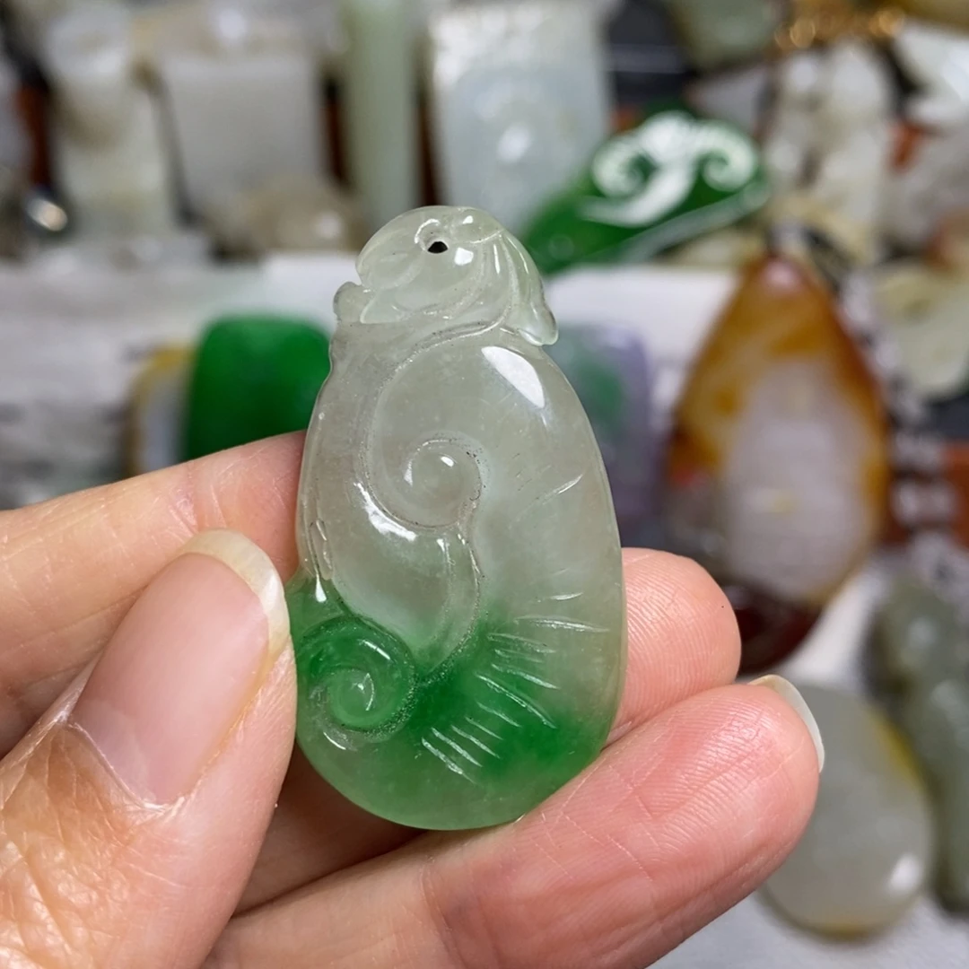 和田玉（糖玉）未镶嵌颈饰