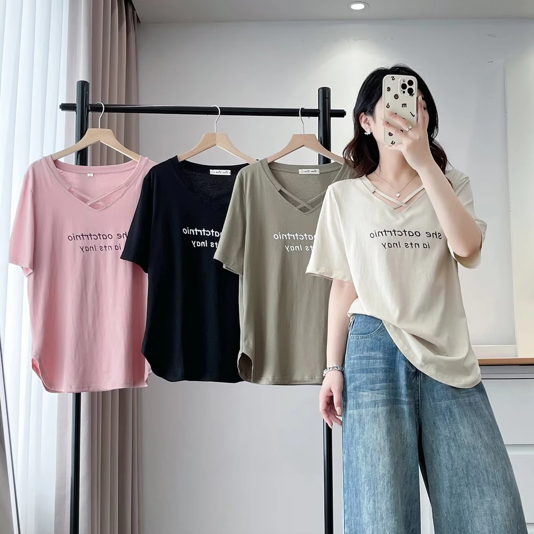 HUIZHIMEI/绘智美大码洋气宽松显瘦设计感宽松交叉v领印花短袖t恤