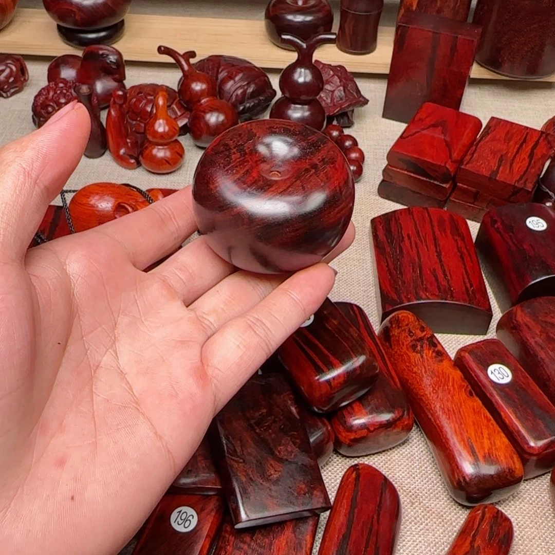 檀香紫檀（小叶紫檀）我**啊