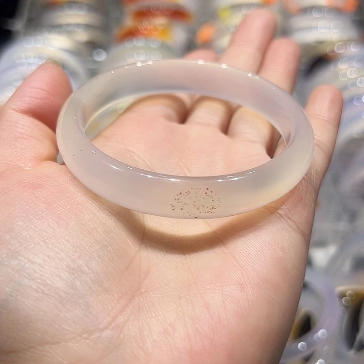 手镯玛瑙/玉髓未镶嵌
