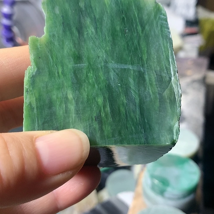 颈饰未镶嵌和田玉（糖玉）