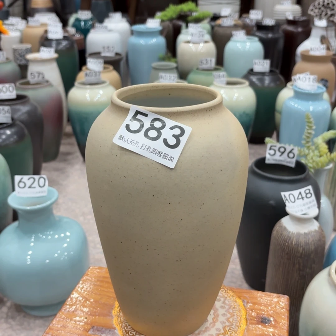 摆件瑕疵583 景德镇陶瓷花瓶高27口9.5