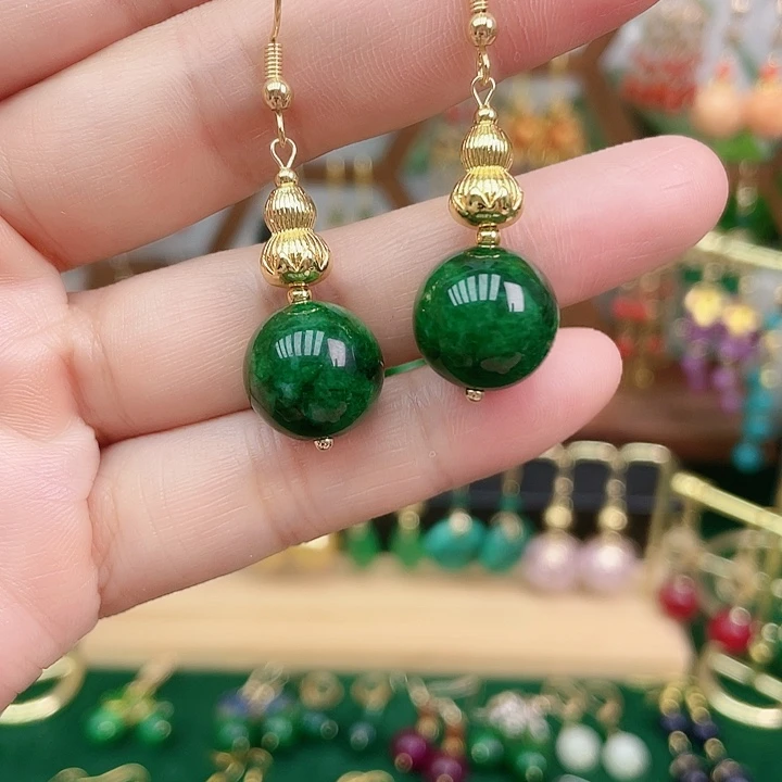 合金石英质玉耳饰