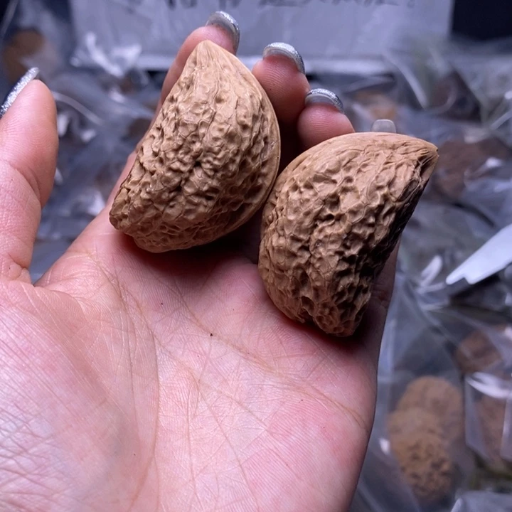 核桃云南野生铁核桃31号40mm