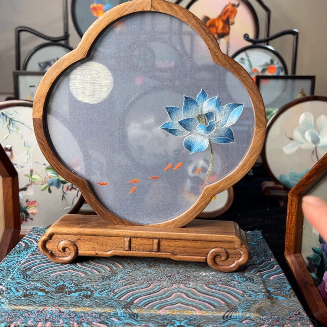 刺绣纯手工刺绣双面绣实木摆件