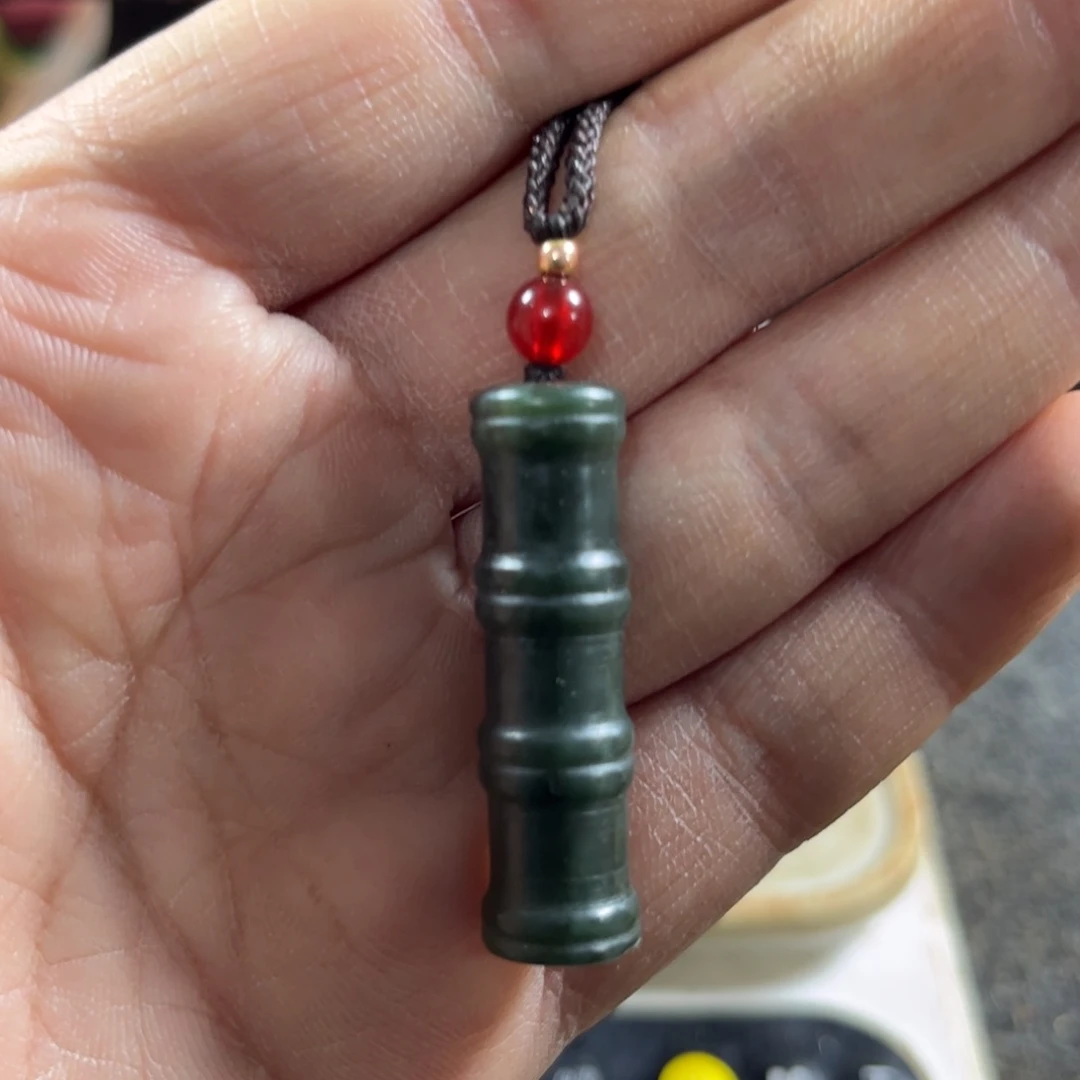 和田玉挂件未镶嵌润****）