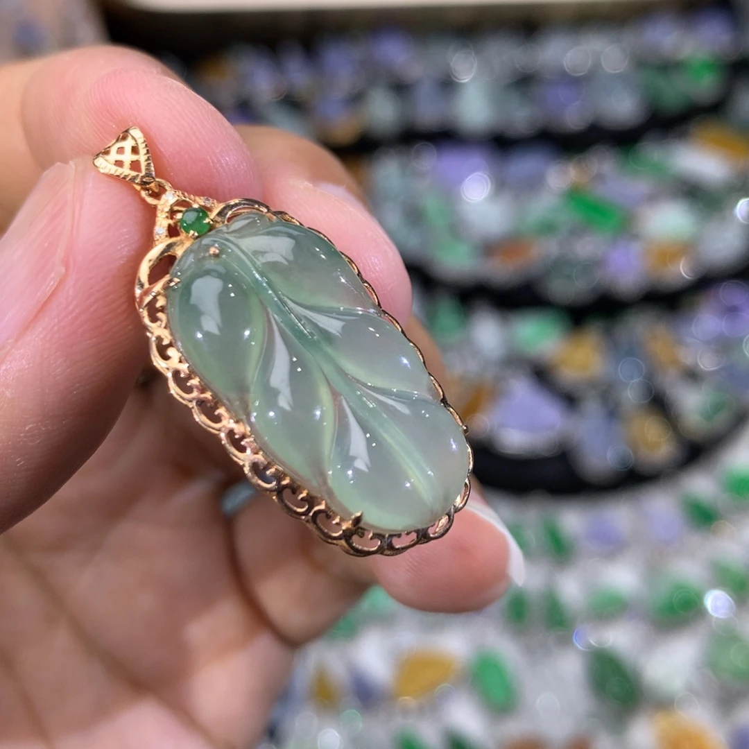 翡翠18K金镶嵌吊坠(不含链)