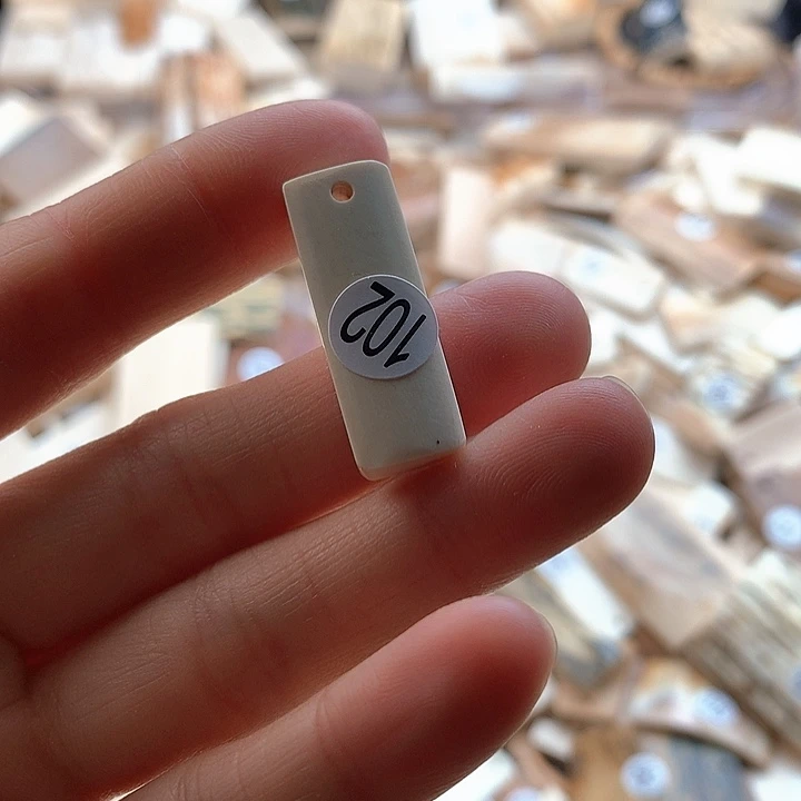 泥塑不打孔联系客服