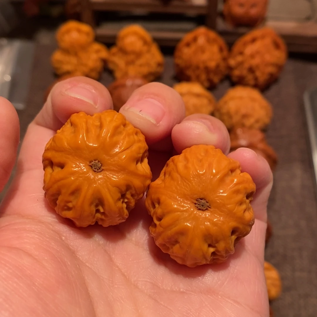 文玩核桃吊坠业**人粗筋南瓜736