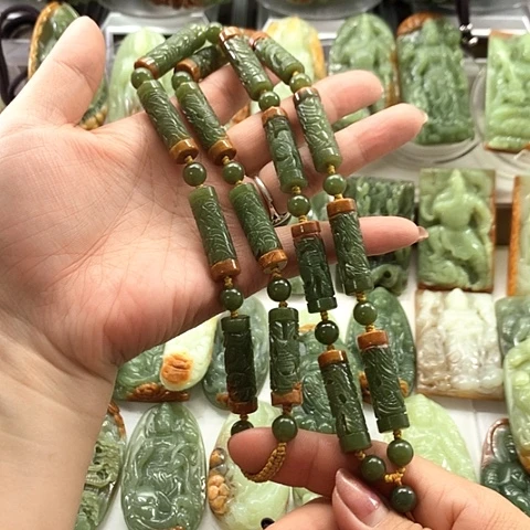 和田玉未镶嵌毛衣链