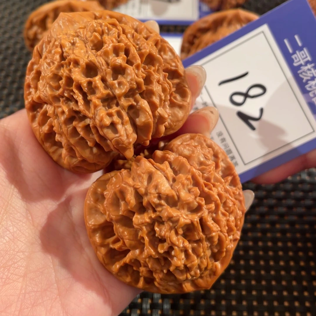 文玩核桃把件182号51尺官帽