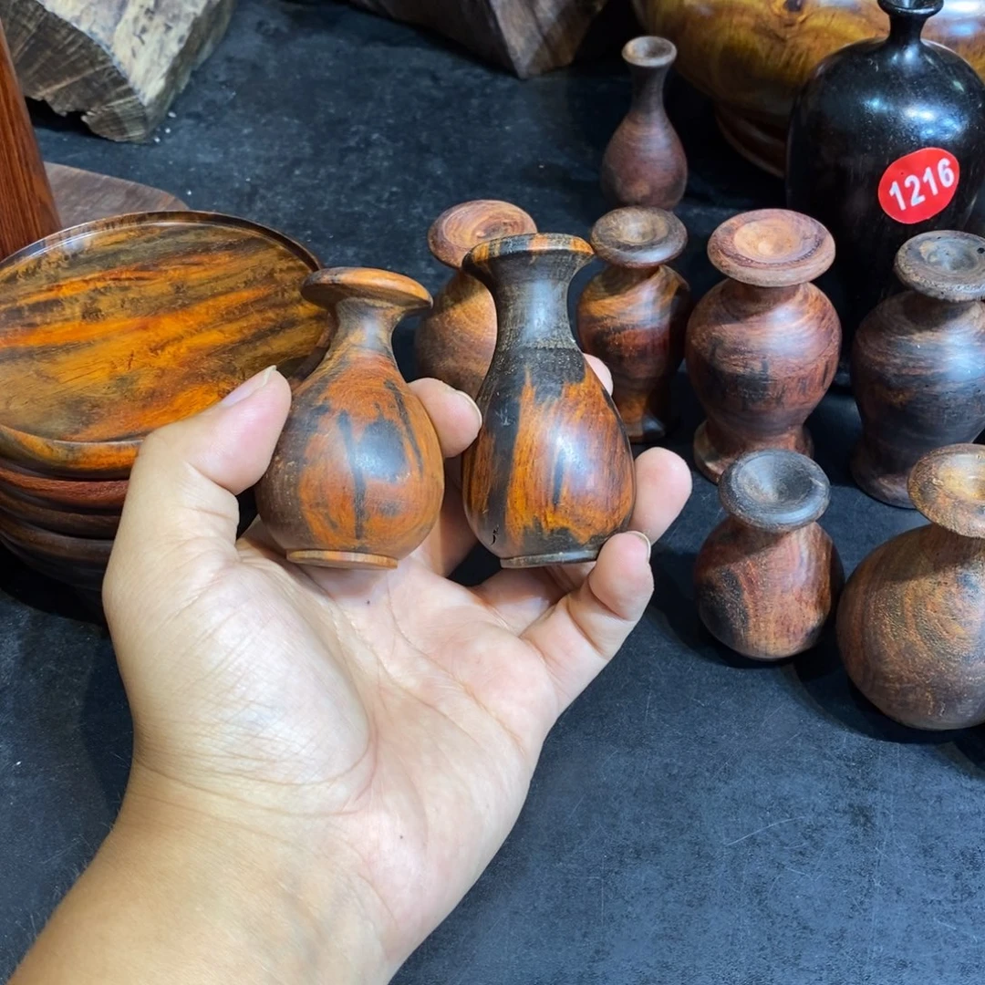 涛***聊两个瓶子特价包邮